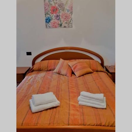Feel At Home - Casa Loredana Lovere Zewnętrze zdjęcie